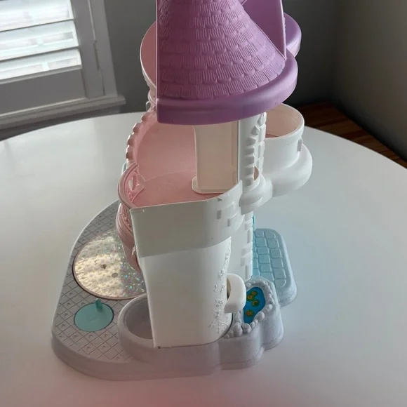 Fisher Price Once Upon a Dream Palace - Picture 12 of 14